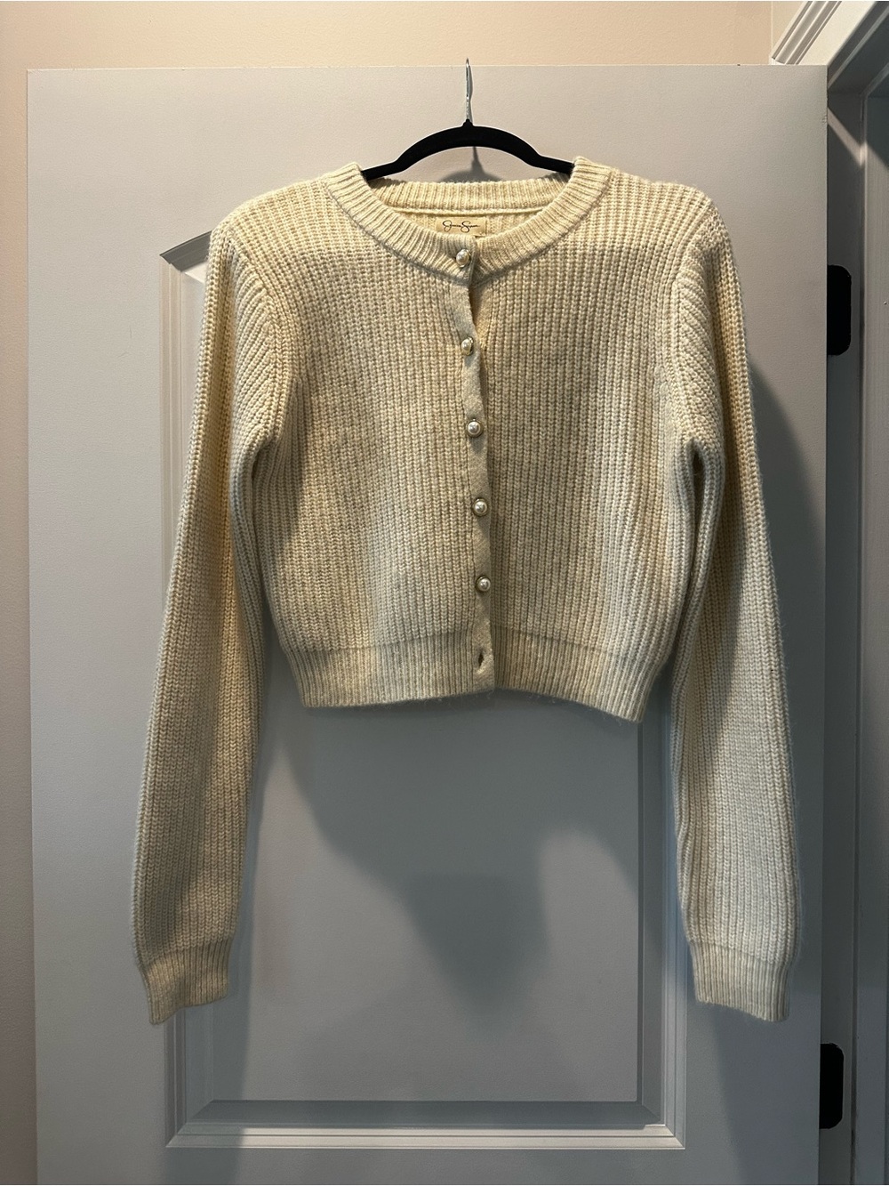 Jessica Simpson Cream Cropped Ribbed Button-Front Cardigan